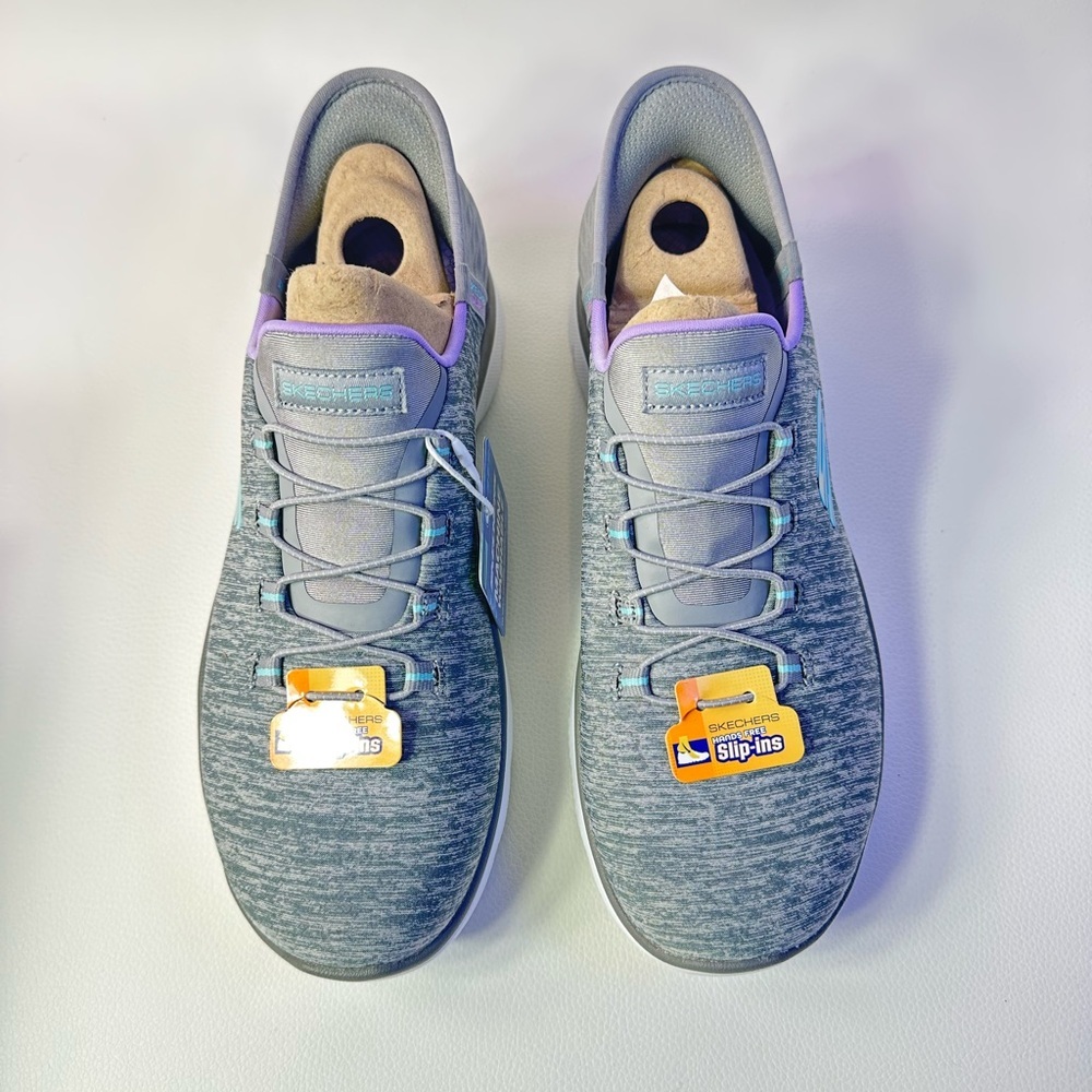 NEW Women’s Skechers Hands Free Slip-in’s Gray Slip-On Shoes SZ 8.5 With Box